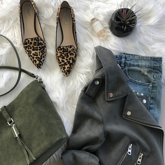 COLE HAAN Leopard Flats - Picture 2 of 6